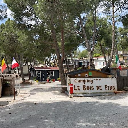 Camping Le Bois De Pins Salses le Chateau Bagian luar foto