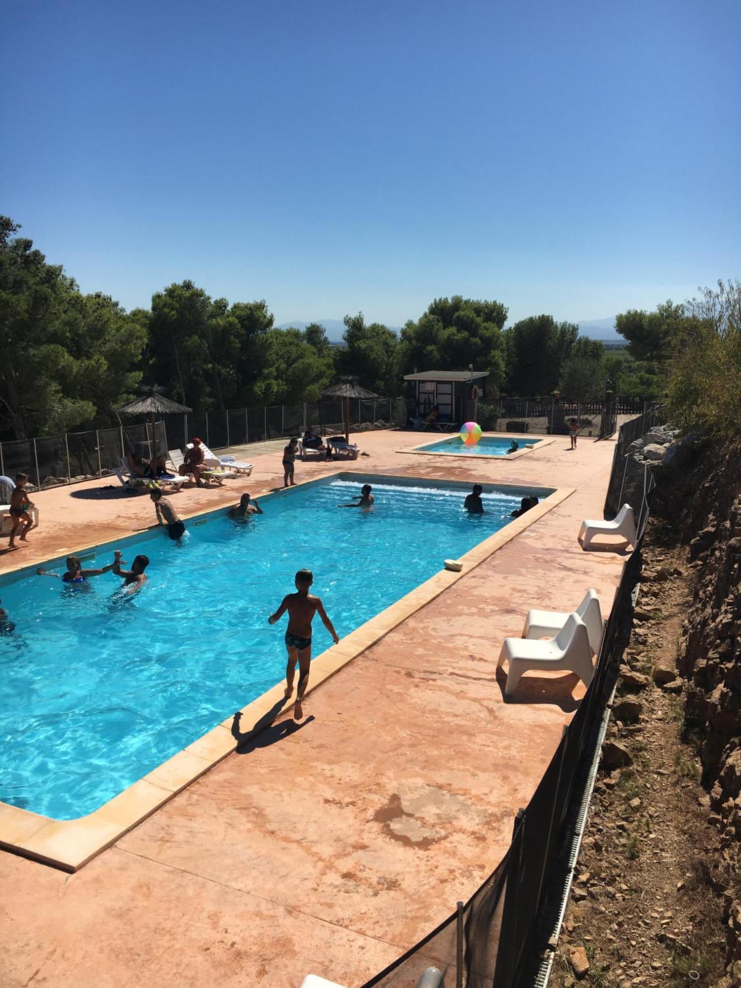 Camping Le Bois De Pins Salses le Chateau Bagian luar foto